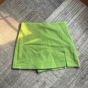 Zara Bright Green Skort Size L — New w/ Tags